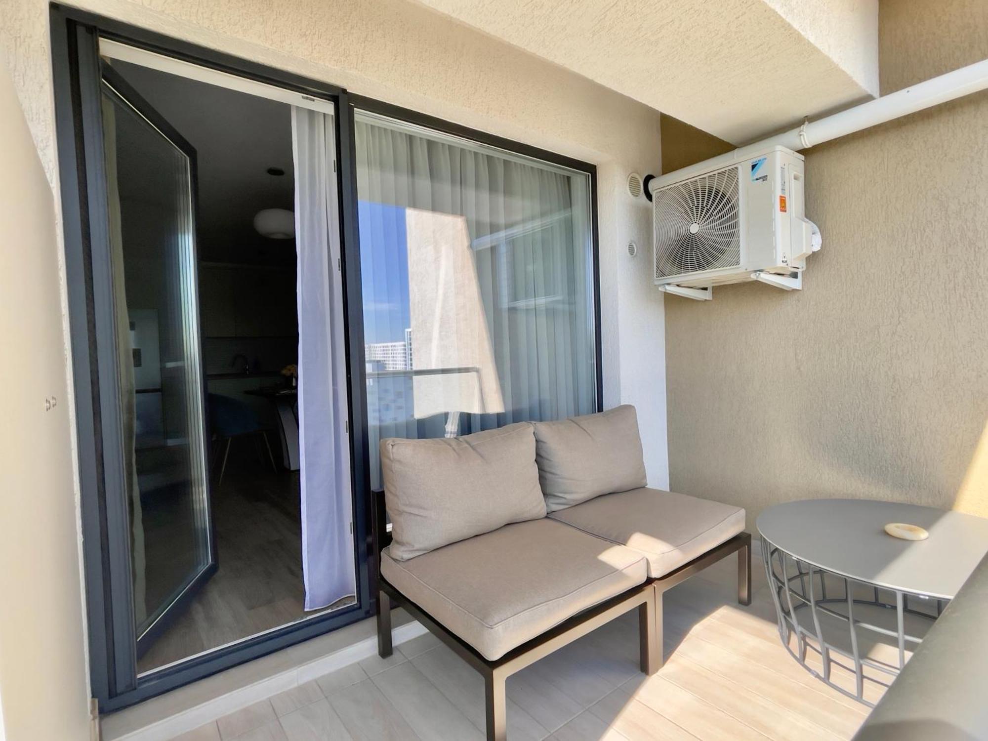Appartement Piazza Vista - Granvia Park à Bucarest Extérieur photo
